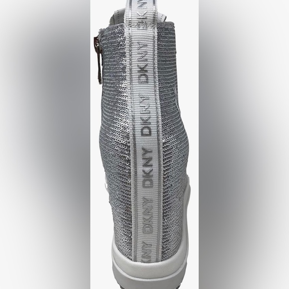 New DKNY Sophie Wedge Sneaker- Size 8 - Picture 4 of 5